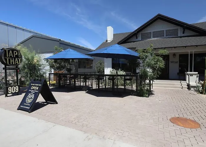 Dtph Modern Designer Studio - Pool & Parking -