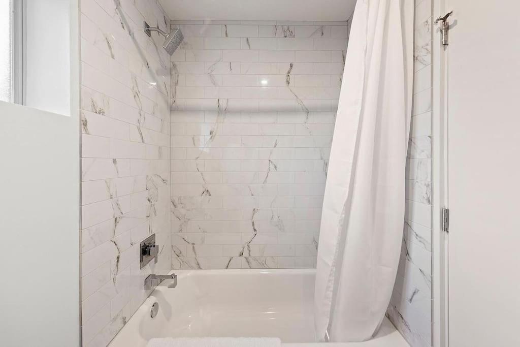 Apartment Dtph Modern Designer - Pool & Parking - Phoenix