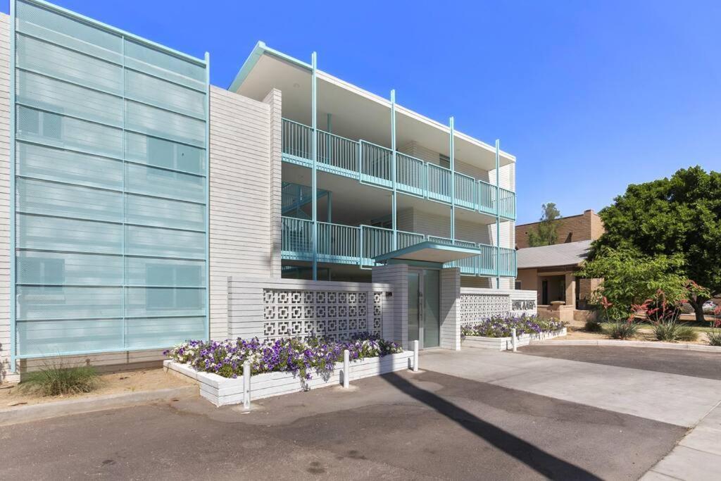 Dtph Modern Designer - Pool & Parking - Apartment